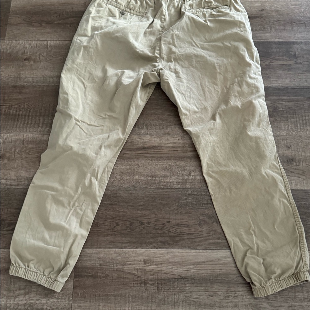 Old Navy Joggers tan size XXL